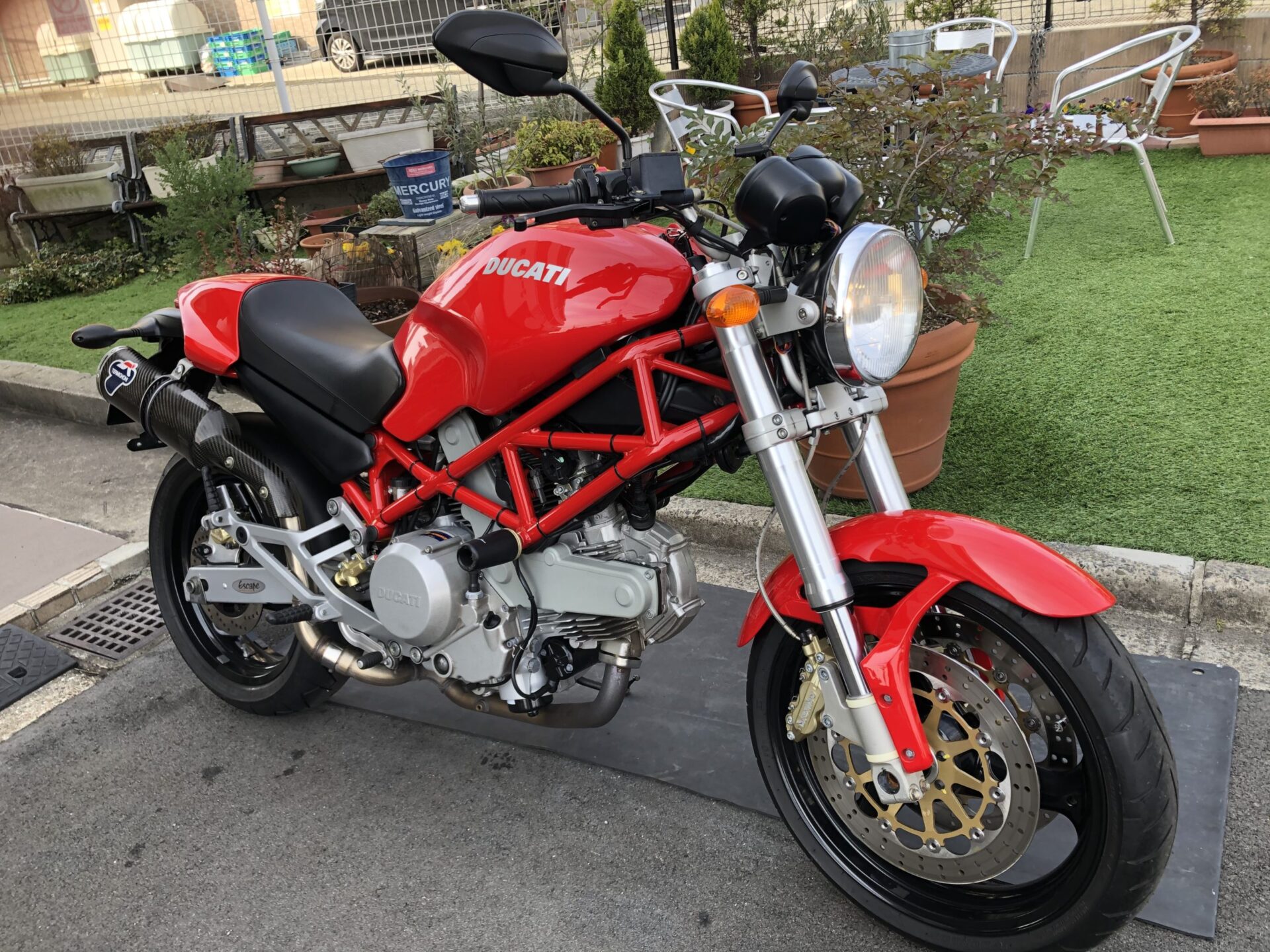 スタッフKEI】 DUCATI モンスター400 納車！ – Escape Blog