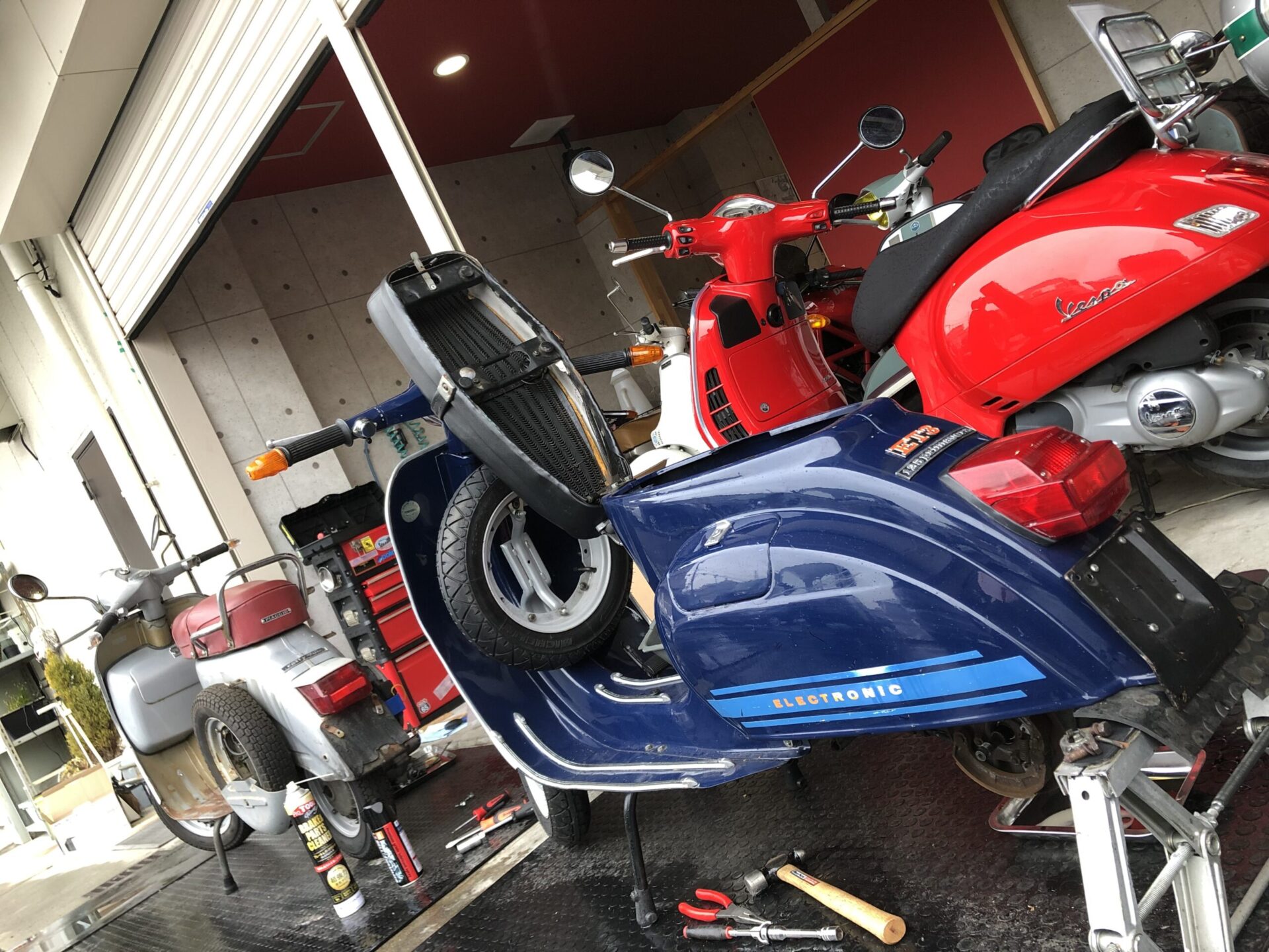 大阪購入 ベスパ VESPA スモール 黒メーター gyro-cult.ru:443