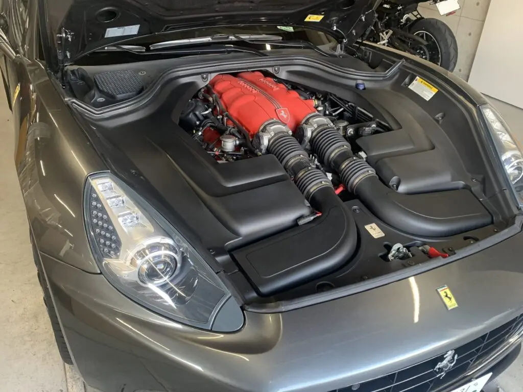スタッフKEI】Ferrariカリフォルニア バッテリー交換 – Escape Blog