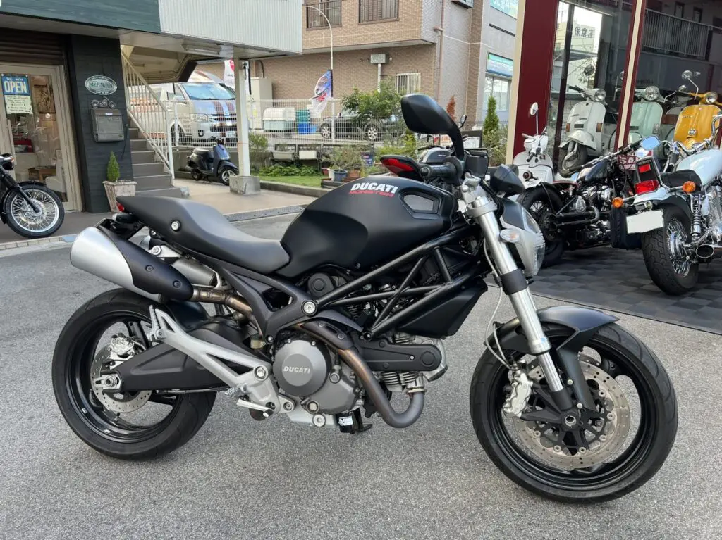 スタッフKEI】DUCATI モンスター696納車！ – Escape Blog