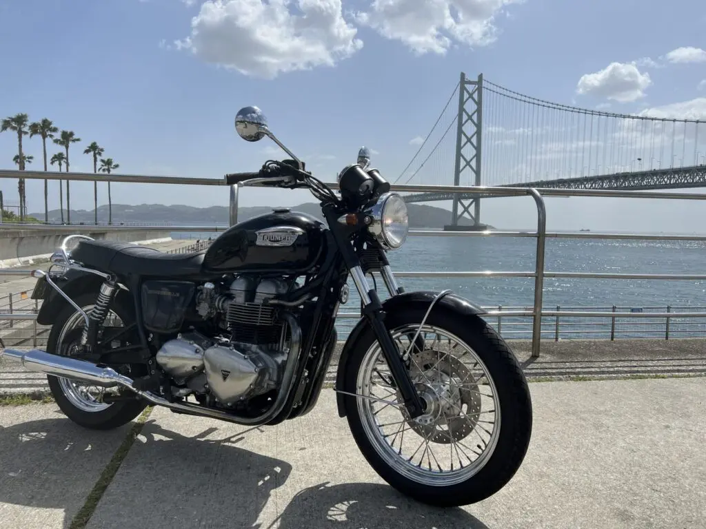 スタッフKEI】TRIUMPH ボンネビル790納車！ – Escape Blog