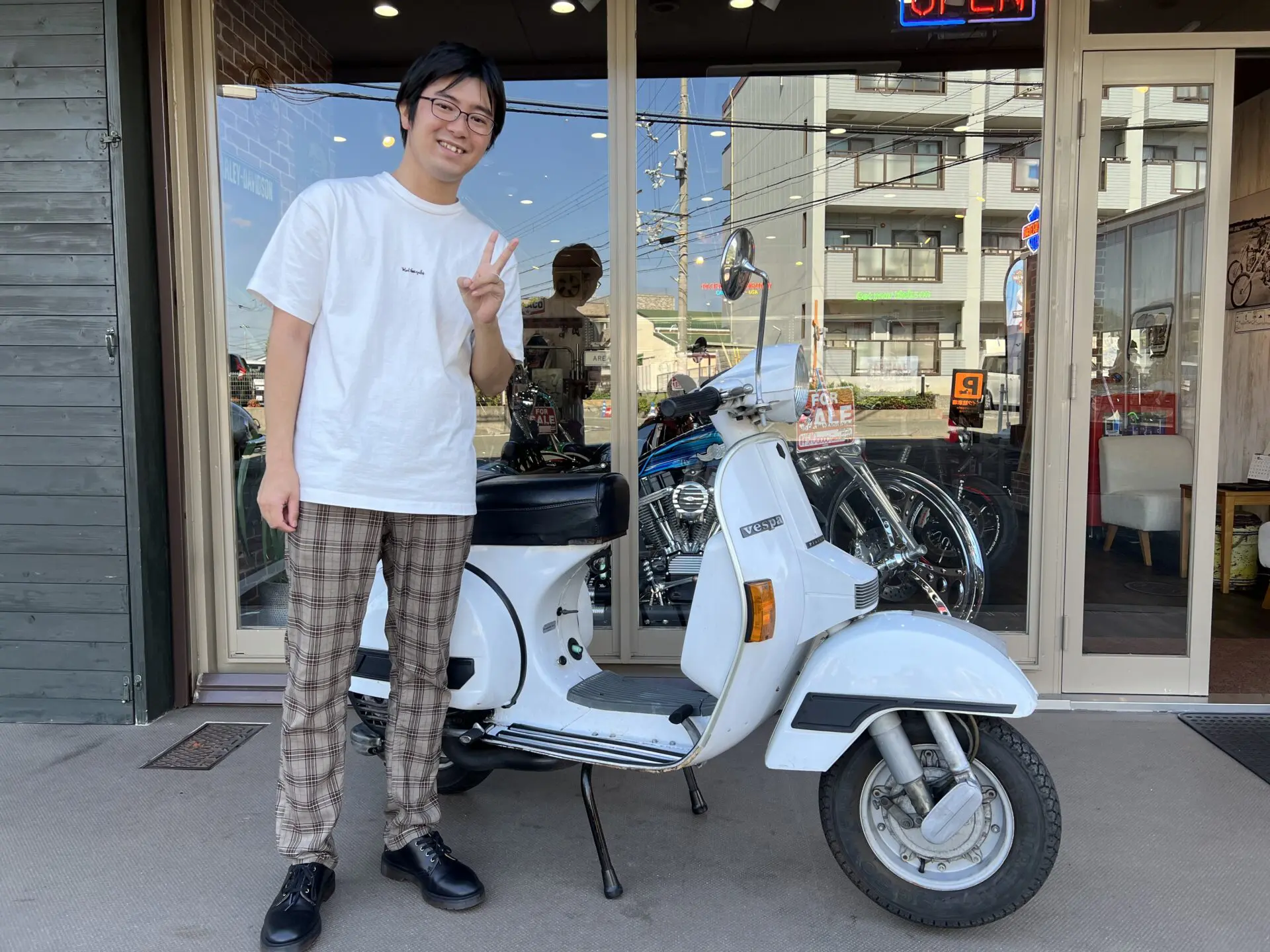 スタッフKEI】VESPA PX200E納車！ – Escape Blog