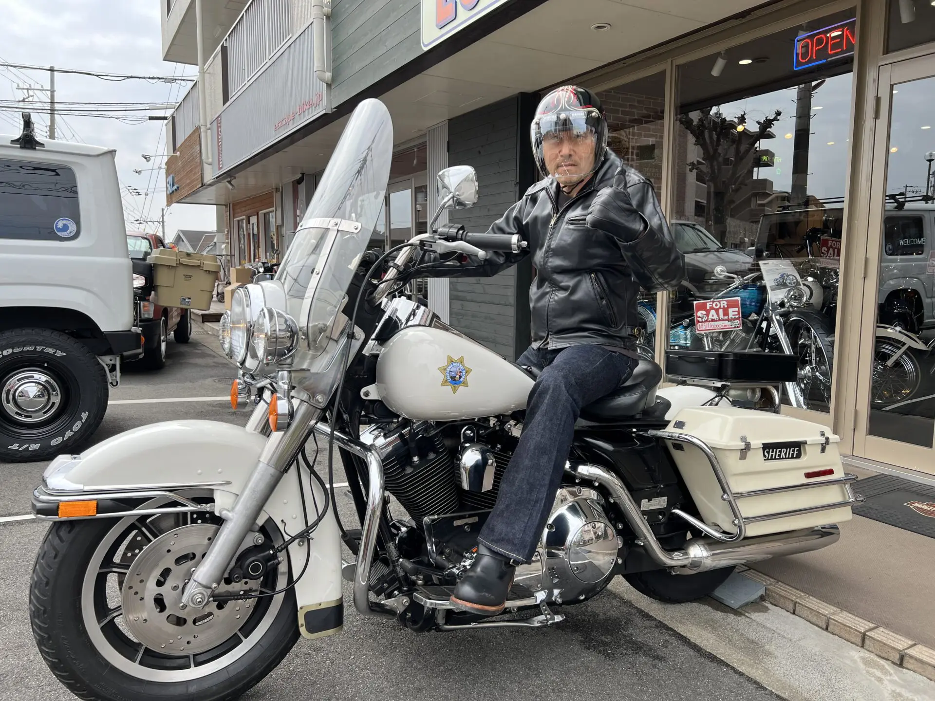 スタッフKEI】FLHTP1340ポリスエレクトラグライド納車！ – Escape Blog
