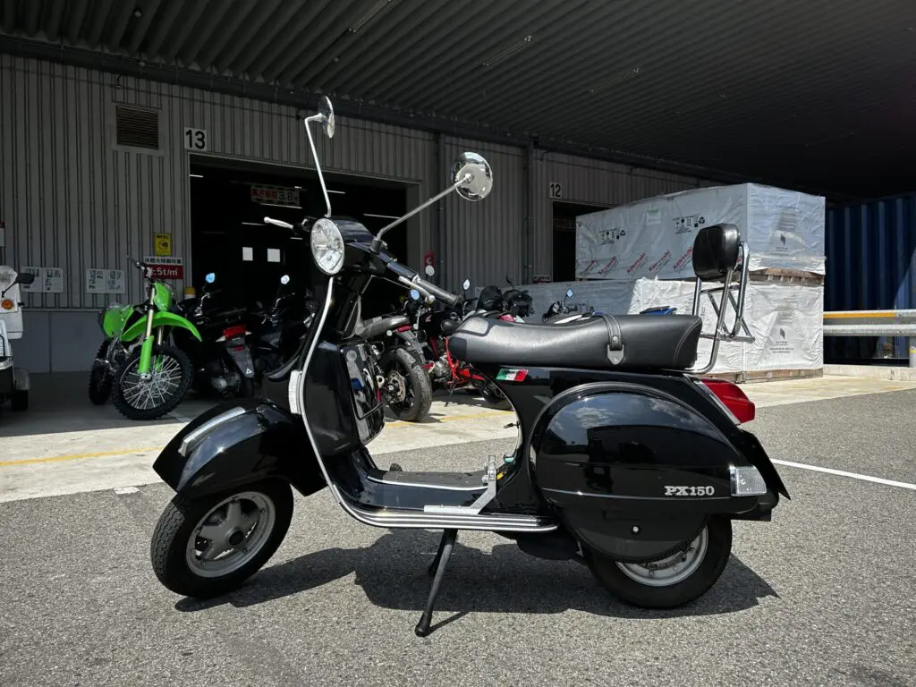 PX150　EURO3売ります 中古 ベスパ PX150 Euro3ツーリング仕様のシルクグレー入荷