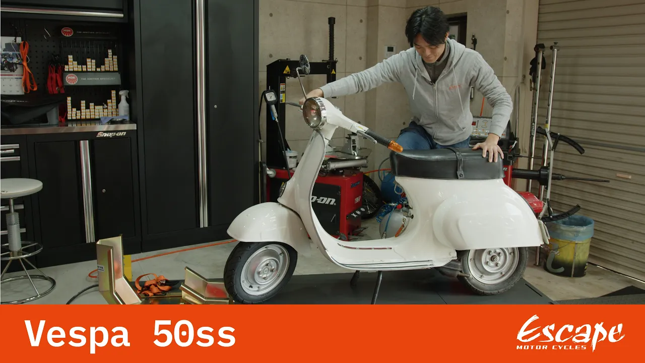 希少 Vespa 50S PIAGGIO V.E ベスパ 限定7台、うさぎベスパ！ ベスパが限定モデル「946 10° アニベルサリオ