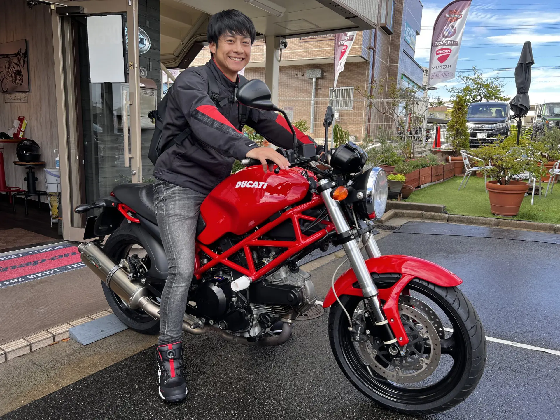 DUCATI モンスター400ie納車！ – Escape Blog