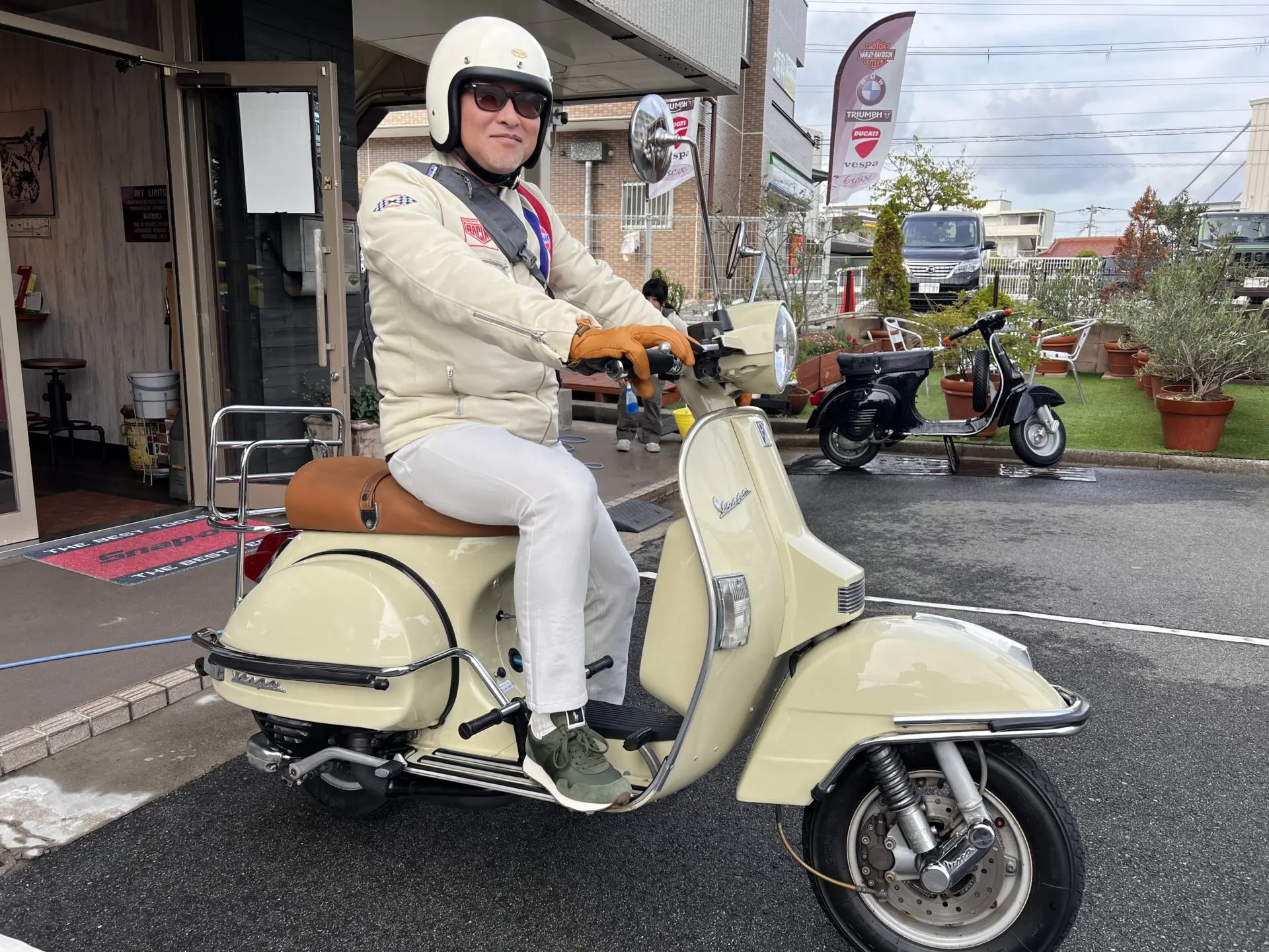 VESPA PX200FL2納車！ – Escape Blog